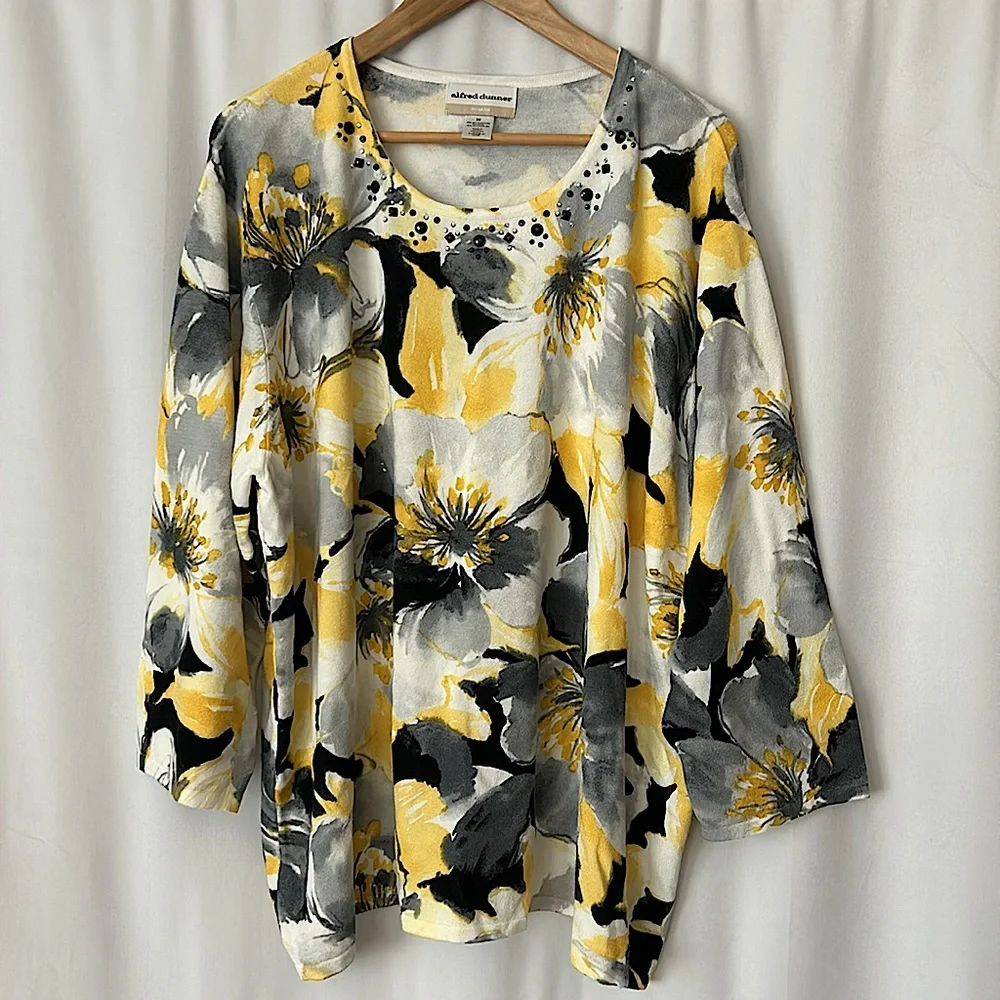 Alfred Dunner Yellow/Grey Floral Jeweled 3/4 Sleeve Sweater Shirt Top **Sz 3X** - Picture 1 of 6